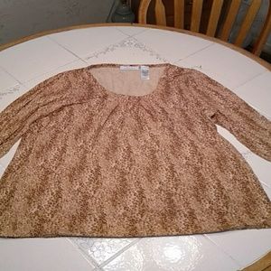 XL Blouse JH collectible.           124